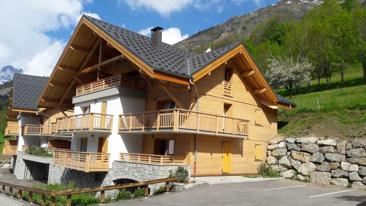 Апартаменты 63 Route Du Rochas Вожани Экстерьер фото